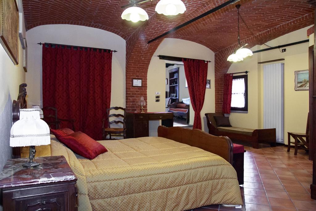 Bed and Breakfast Casa Del Grande Vecchio Airasca Exteriér fotografie