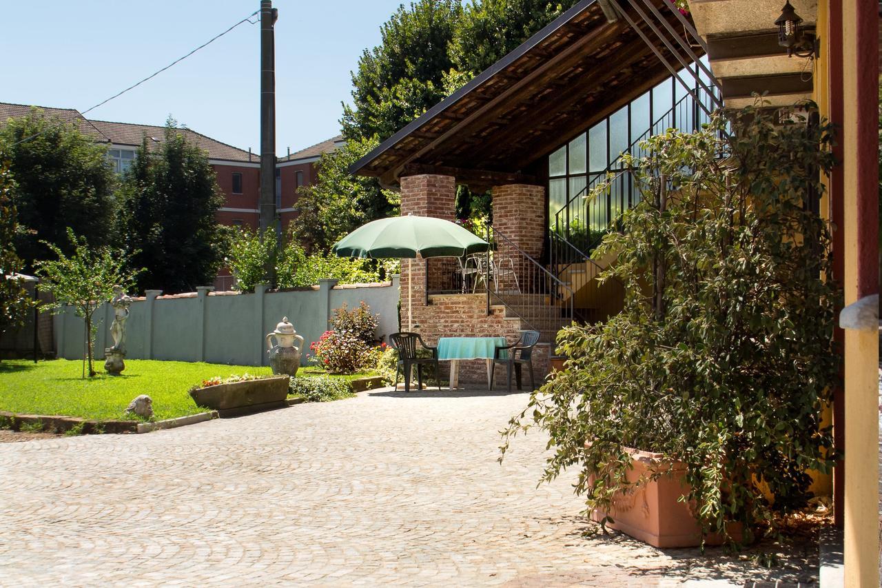 Bed and Breakfast Casa Del Grande Vecchio Airasca Exteriér fotografie